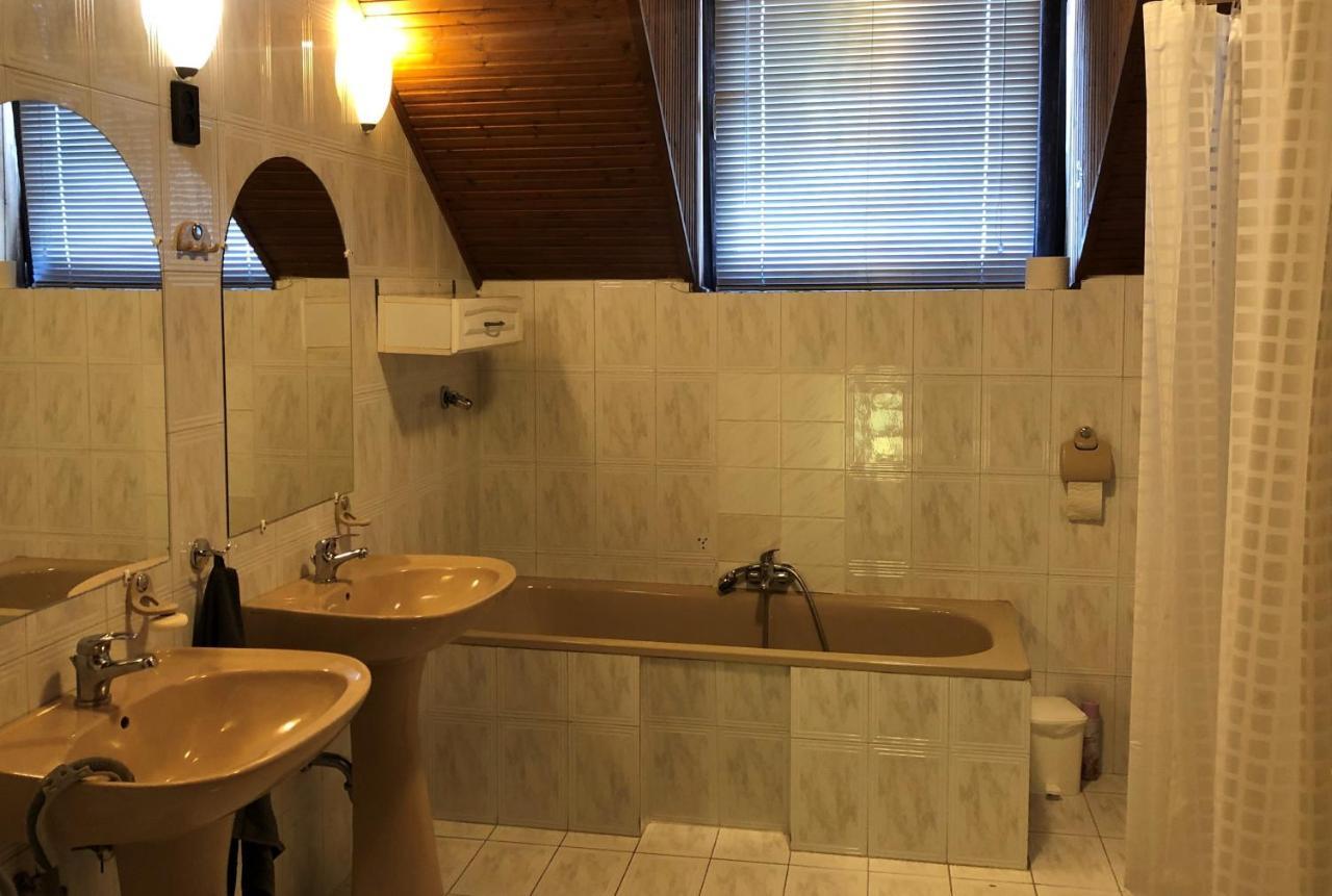 Appartamento Apartman 4. Balatonalmádi Esterno foto