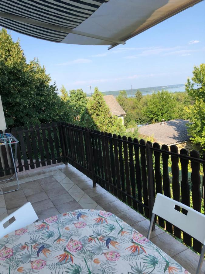 Appartamento Apartman 4. Balatonalmádi Esterno foto